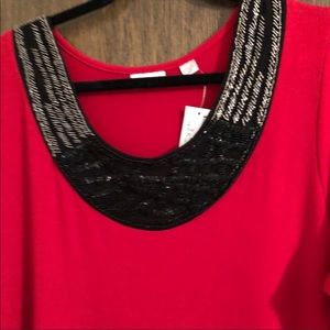 NWT-Avenue Red/Black Sequined Sweater Sz 18–20.